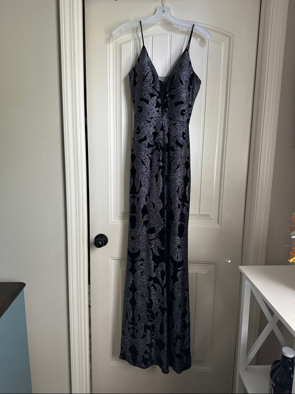 Elegant Black and Silver Sequin Spaghetti-Strap Prom Dress
